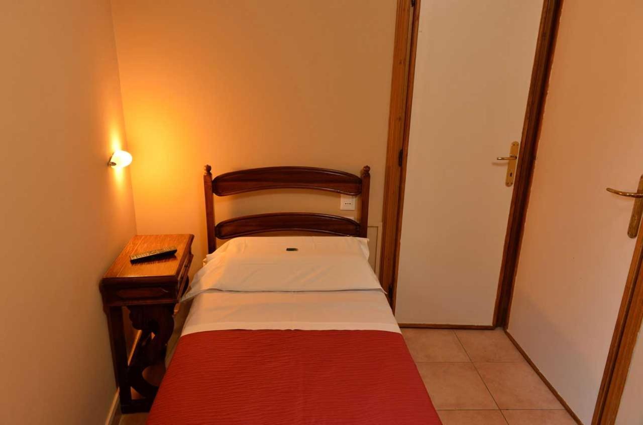 Hotel Properzio Assisi Exterior foto
