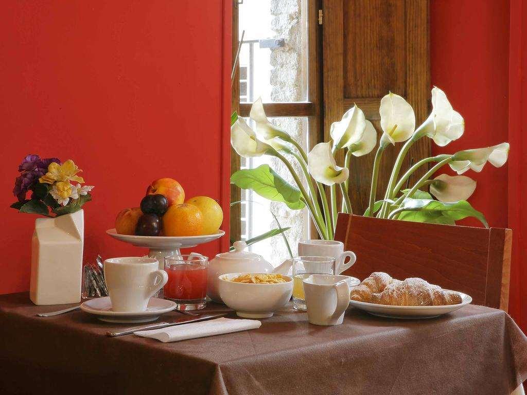 Hotel Properzio Assisi Zimmer foto